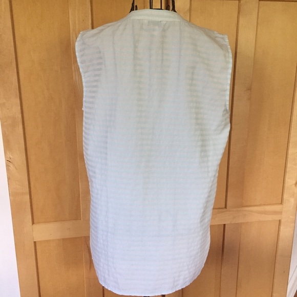 NWOT GAP light blue sleeveless buttoned casual summer TOP size XS - Picture 4 of 6
